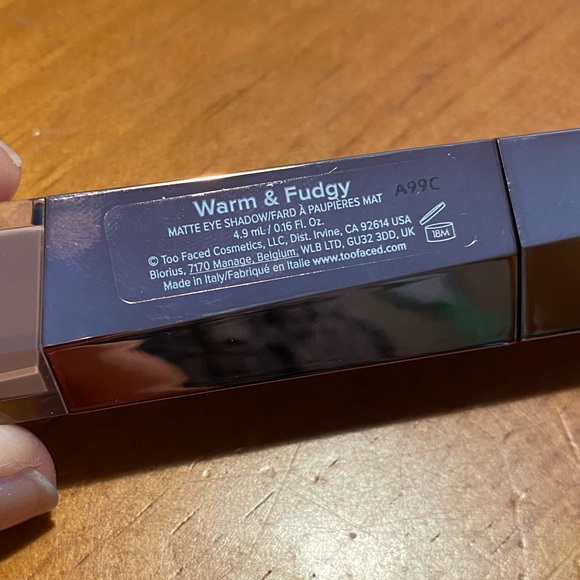 Too Faced Melted Chocolate Matte Eye Shadow - Picture 7 of 14